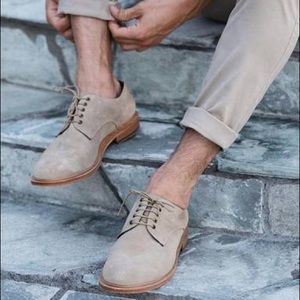 Thursday in taupe shoes